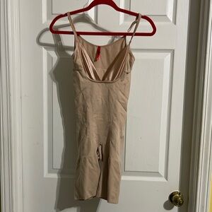 Spanx open crouch Seamless Nude Shapewear Bodysuit size L